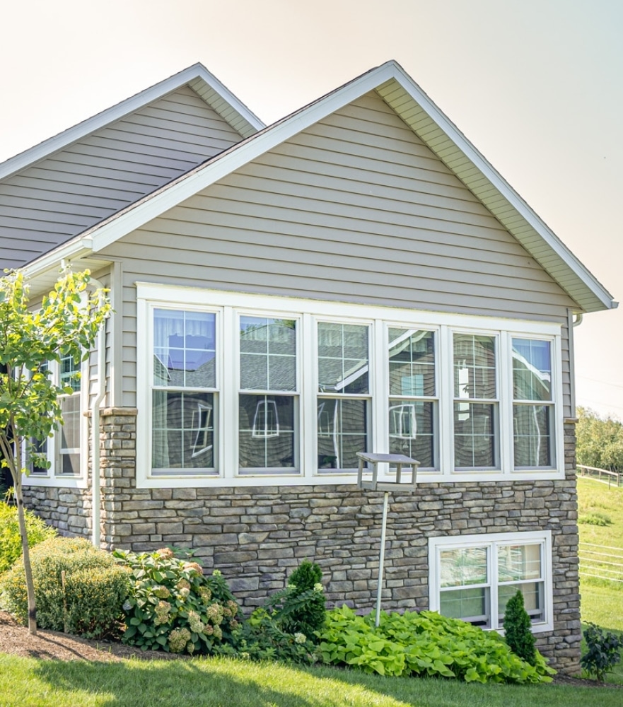 Double and single-hung windows - single and double hung windows installed by hometrust optional features: